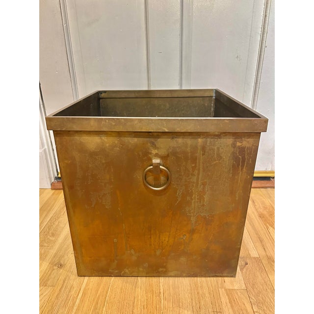 1970s Contemporary Solid Brass Square Jardinière /Planter With Ring Handles, 14” For Sale - Image 4 of 10