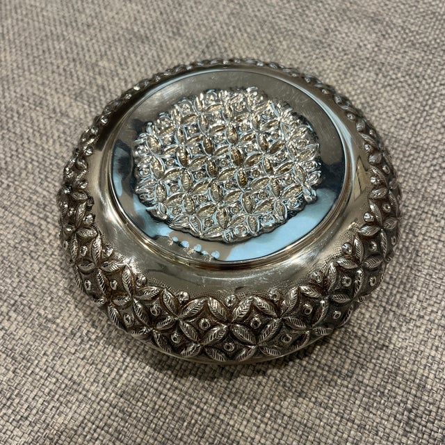 Sterling silver bowl with detailed leaf design. Made in Turkey and designed after the style of Ottoman Empire.