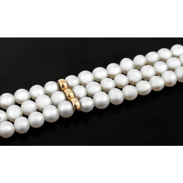 Contemporary 14k Gold Triple Strand Pearl Bracelet For Sale - Image 3 of 7
