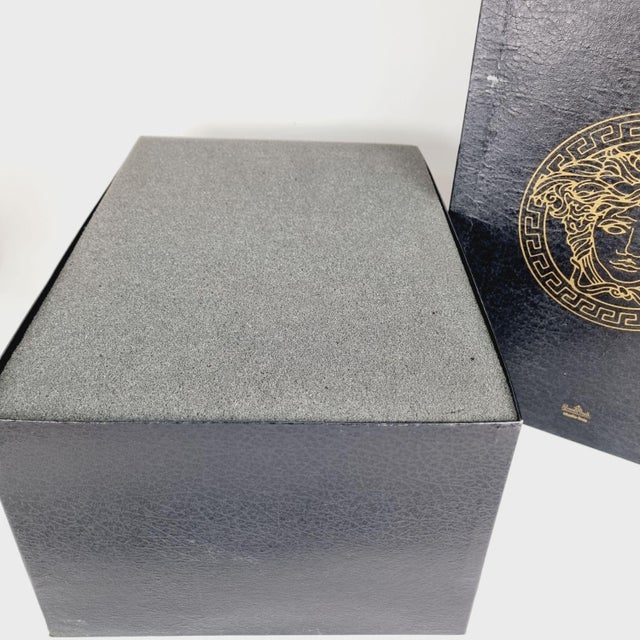 Vintage Decanter in Original Gift Box by Gianni Versace for Rosenthal, 1990s For Sale - Image 11 of 18