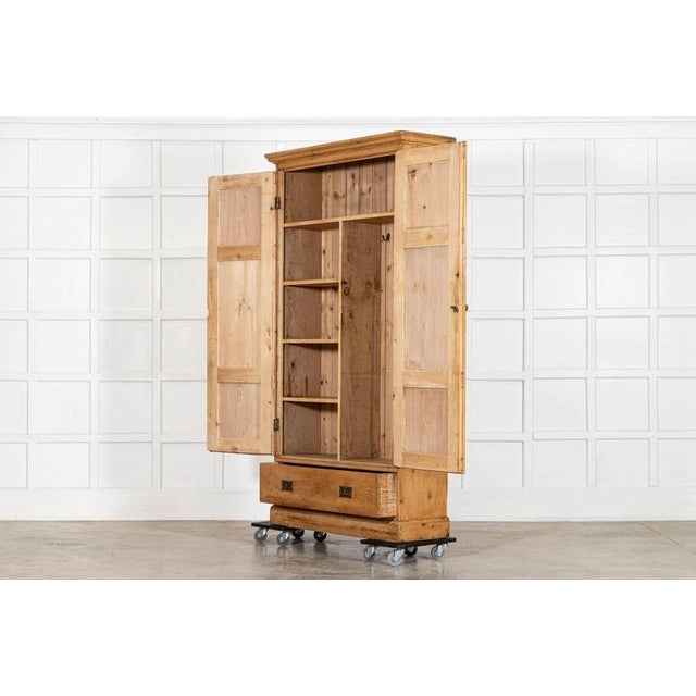 English Pine Cupboard, 1880s For Sale - Image 6 of 16