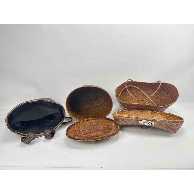 Burnt Umber Three Vintage Handwoven Rattan and Shell Bags / Baskets For Sale - Image 8 of 14