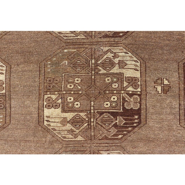 Mid 20th Century Hand-Knotted Turkomen Ersari Rug in Wool With Sub-Geometric Repeating Gul Design For Sale In Atlanta - Image 6 of 13