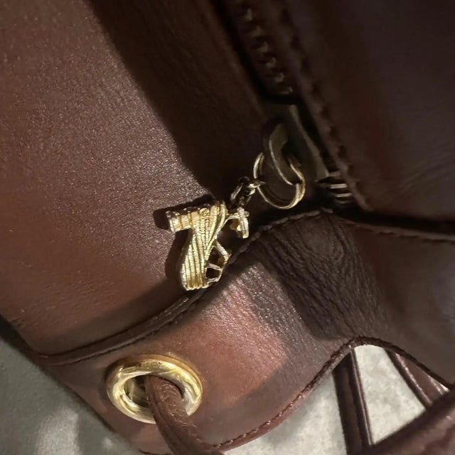 1980s Iconic Cognac Brown Leather and Brass Backpack by Salvatore Ferragamo For Sale - Image 12 of 13