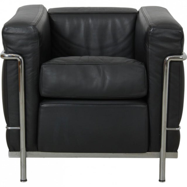 Vintage LC 2/1 Club Chair in Black Leather from Le Corbusier, 2000s For Sale - Image 18 of 18