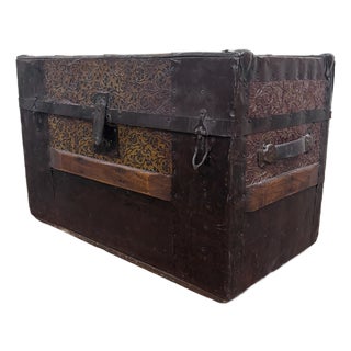 Antique 19th Century Victorian Flat Top Travel Trunk For Sale