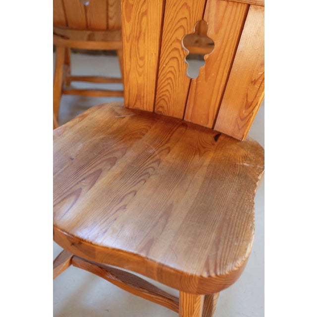 Sculptural Pine Dining Chairs with Keyhole Backs, 1970s, Set of 4 For Sale - Image 11 of 14