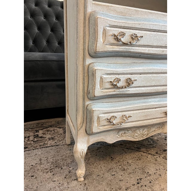 Vintage Country French Occasional Painted Cabinet Nightstand - Mid 20th C For Sale In Austin - Image 6 of 9