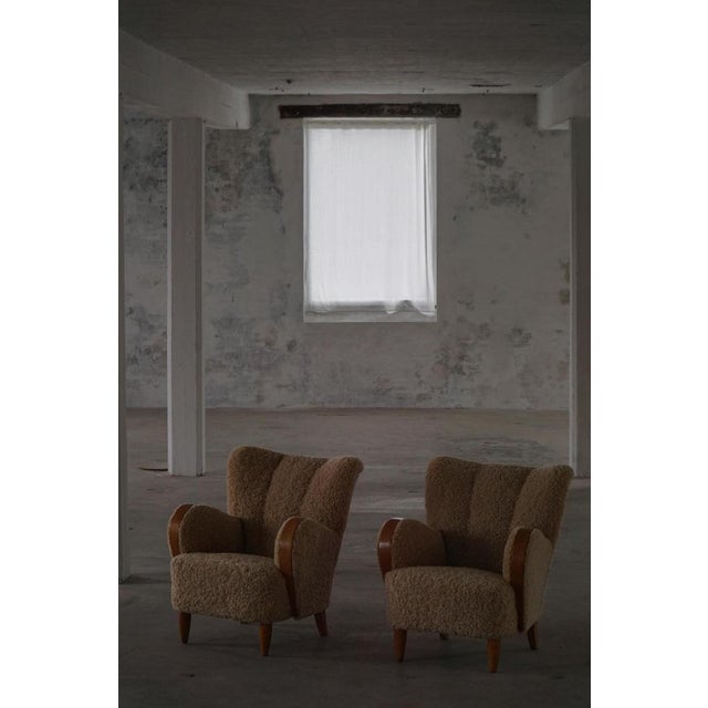 Danish Modern Art Deco Lounge Chairs in Shearling Lambswool & Elm, 1940s, Set of 2 For Sale - Image 10 of 18