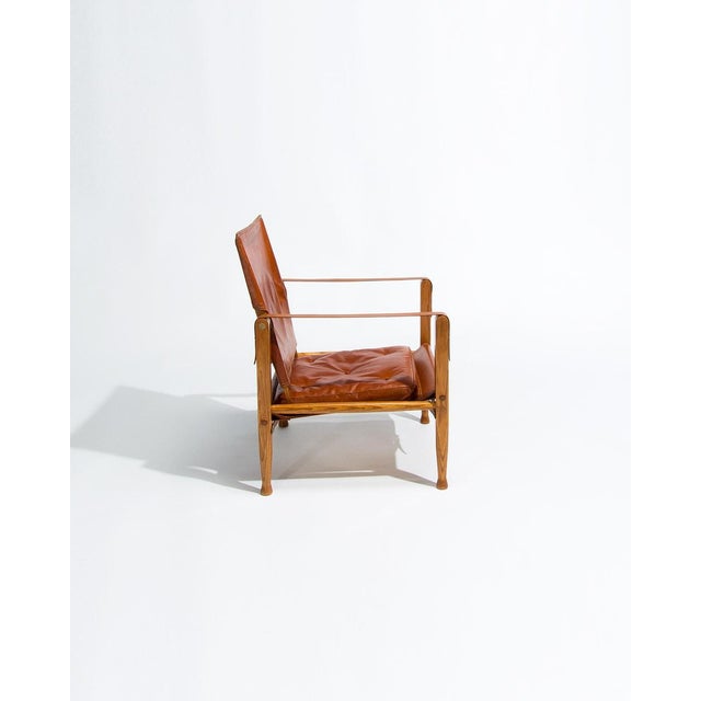 Mid-Century Modern Safari Chair in Oak and Leather by Kaare Klint and for Rud Rasmussen, 1950s For Sale - Image 3 of 10