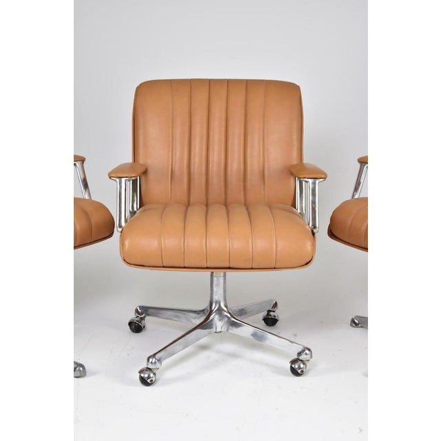 Mid-Century Modern Italian Leather Office Chairs by Osvaldo Borsani for Tecno Milano, 1960s For Sale - Image 3 of 12