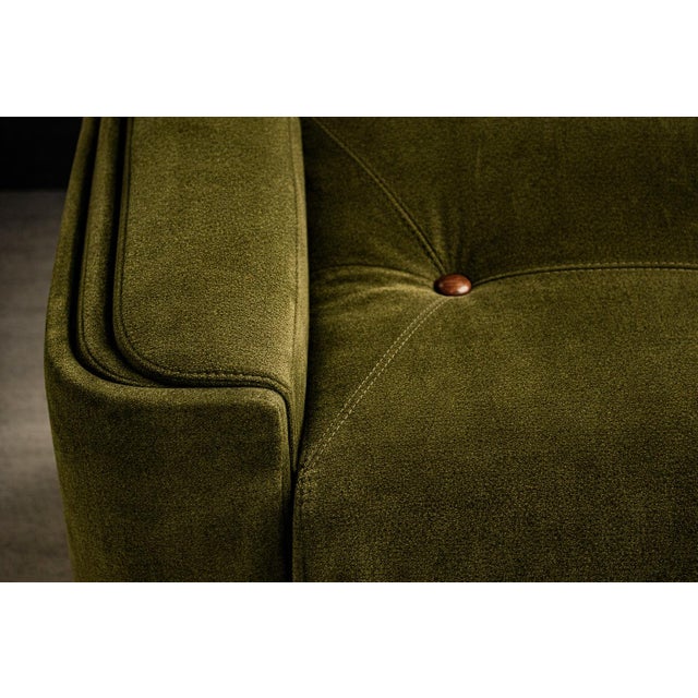 Pullman” Sofa in Deep Olive Mohair with Rosewood Buttons by Jorge Zalszupin for L’Atelier, Brazil, 1970s — Lot 145 For Sale - Image 10 of 17