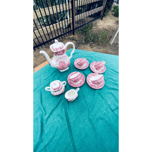 Very rare complete set. It’s hard to find the creamer and the coffee picture together ! This is a FRANCISCAN Homeland set !!