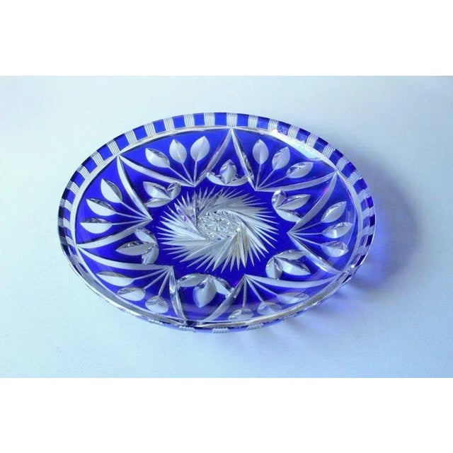 Mid-Century Modern Large Hand Cut to Clear Engraved Bohemian Crystal Glass Bowl - Vintage For Sale - Image 3 of 6