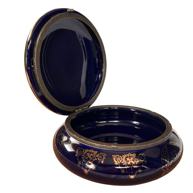 Neoclassical Round Cobalt Blue Madonna and Child Hinged Trinket Box Limoges China For Sale - Image 3 of 13