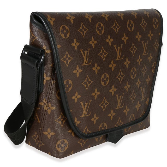 Contemporary Monogram Macassar Canvas Magnetic Messenger For Sale - Image 3 of 7