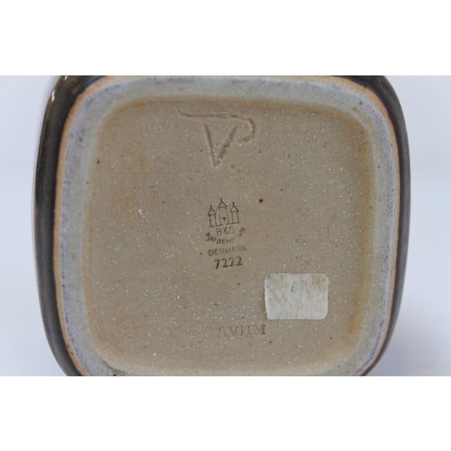 Ceramic Danish Green Stoneware Vase by Valdemar Petersen for Bing & Grondahl, 1950s For Sale - Image 7 of 18