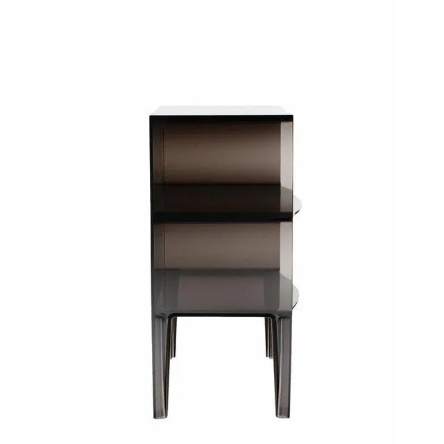 Contemporary, Modern and Innovative Dimensions : W:26'' - D:16'' - H:31''