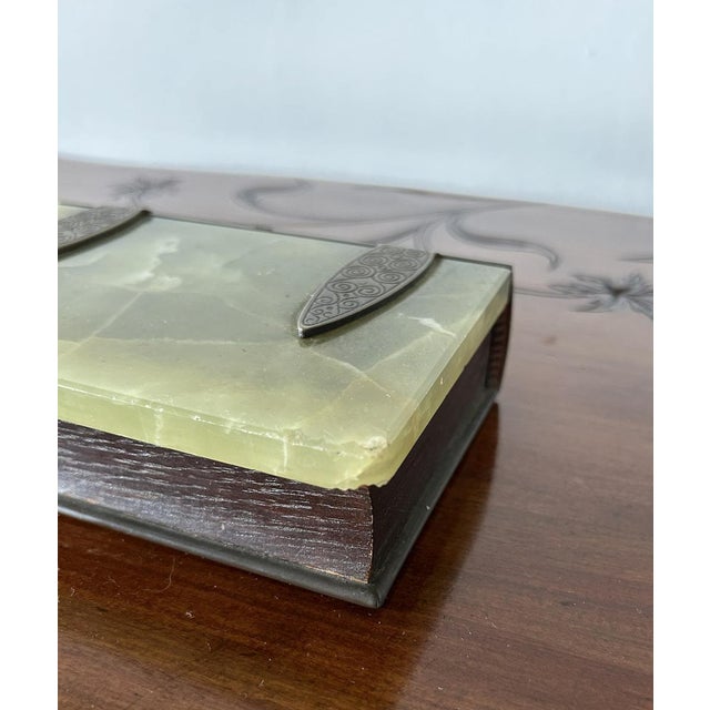 Art Nouveau Jewelry Box in Onyx and Metal, 1920s For Sale - Image 13 of 18