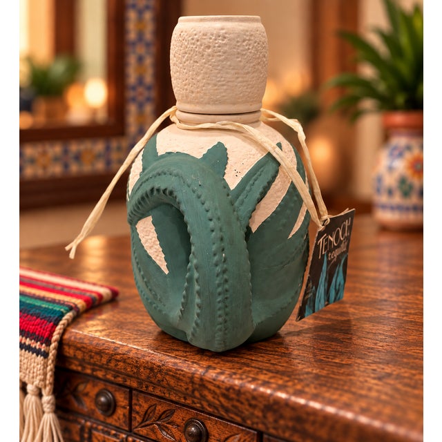 1990s 1990s Mexican Tenoch Reposado Sculptural Agave Ceramic Tequila Bottle - Empty For Sale - Image 5 of 6