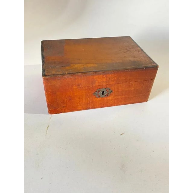 19th Century France Victorian Jewelry Box in Wood For Sale - Image 4 of 11