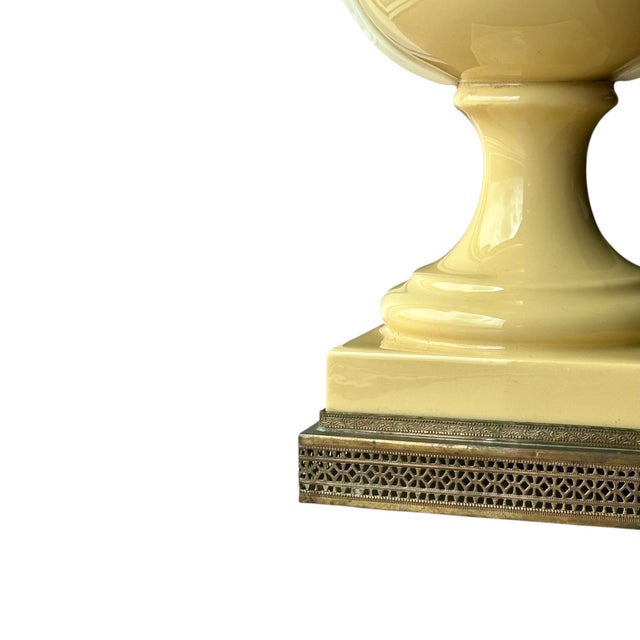 Late 20th Century Antique French Pale Yellow Porcelain Swan Handle Lamp For Sale - Image 5 of 10