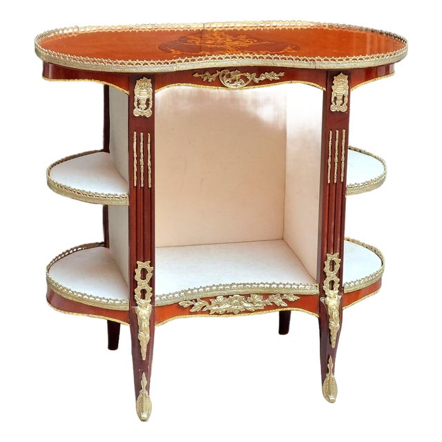 French Louis XVI Style Oval Étagère Table – Gilt Bronze & Brass Accents With Tiered Shelves For Sale