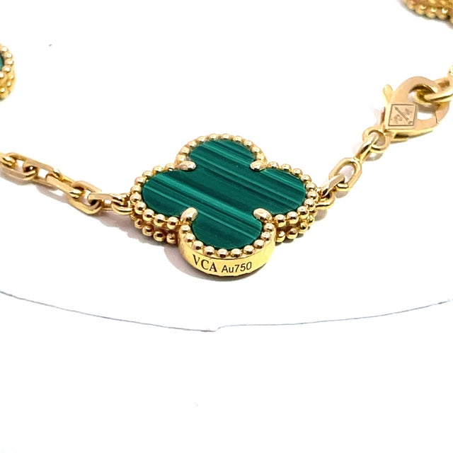 Vca 18k Yellow Gold Malachite Alhambra Bracelet For Sale In New York - Image 6 of 9