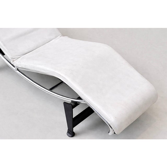 LC4 Chaise Longue by Le Corbusier, Jeanneret, and Perriand for Cassina, Late 1970s For Sale - Image 14 of 18