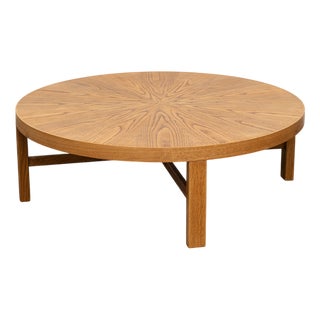 Round Coffee Table in Oak For Sale