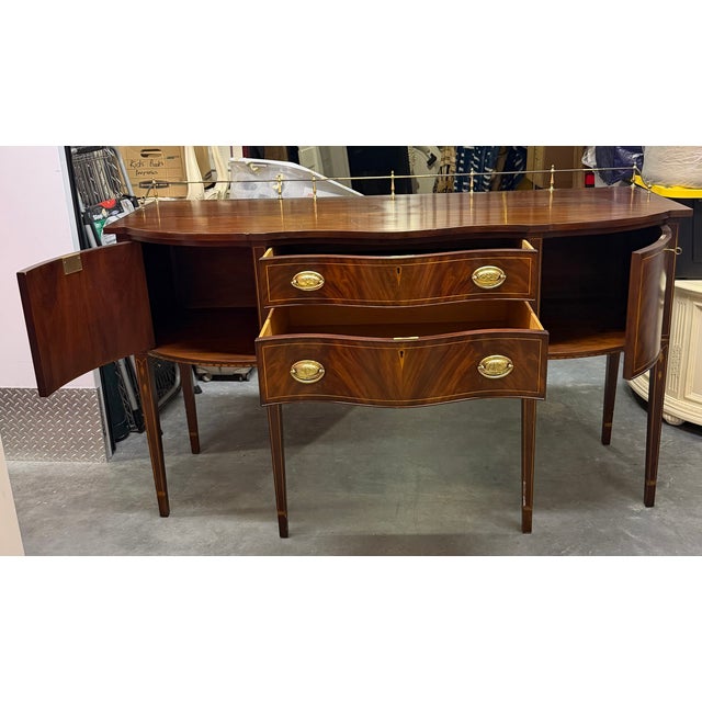 1980s Henkel Harris Federal/Hepplewhite Style Mahogany Sideboard With Inlay For Sale - Image 18 of 18