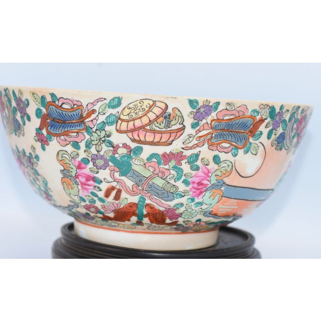 Vintage Famille Rose/Rose Medallion Chinese Porcelain Bowl For Sale - Image 10 of 11