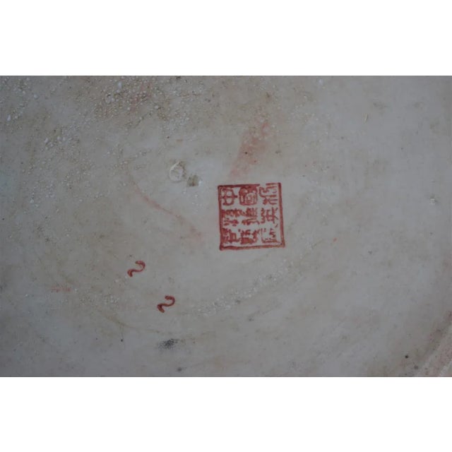 1950s Hand Painted Chinese Vase with Zecchino Gold Decorations, 1950s For Sale - Image 5 of 10