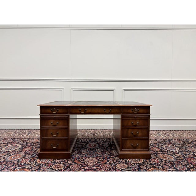 English Desk with Black Inlay For Sale - Image 3 of 18