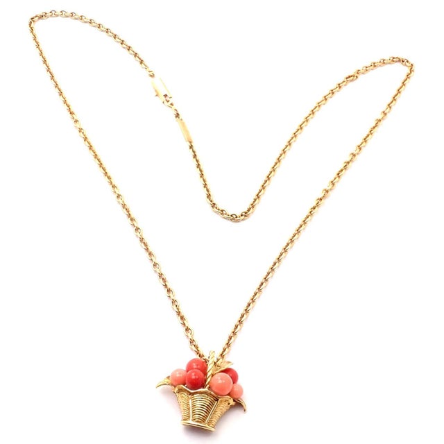 2000 - 2009 Van Cleef & Arpels 18k Gold Coral Bead Fruit Basket Pendant Necklace For Sale - Image 5 of 12