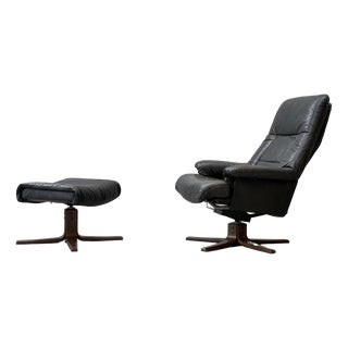 Set of Vintage Scandinavian Lounge Chair and Ottoman in Black Leather and Wood, 1970s For Sale
