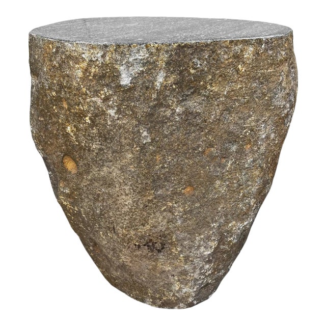 Rustic Outdoor Boulder Vintage Stone Side Table Stool For Sale