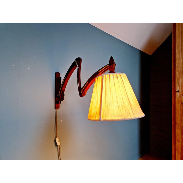 Cream Scandinavian Teak Scissor Wall Light, 1960s For Sale - Image 8 of 16