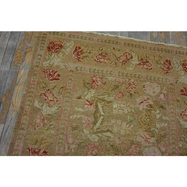 Early 20th Century Turkish Hereke Rug ( 4'2" x 4'10" - 127 x 147 )