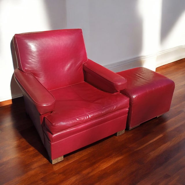 Discover a unique blend of classic design and enduring quality with this striking vintage set. A vibrant red leather club...