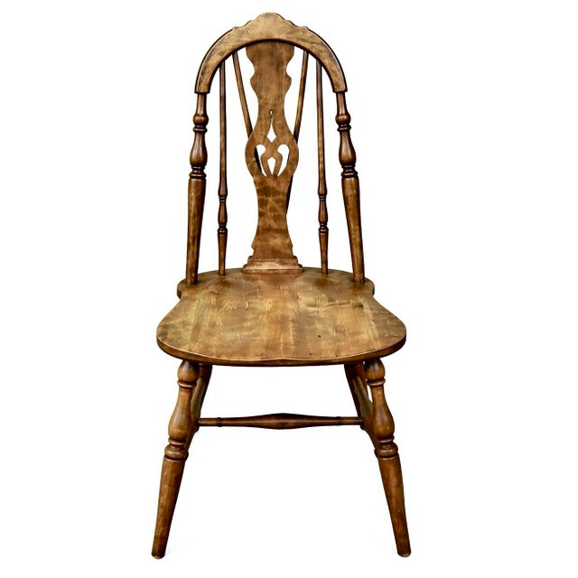 Set of 3 Antique Colonial Revival Windsor Chairs With Pierced Splat, Circa 1900 For Sale - Image 4 of 8
