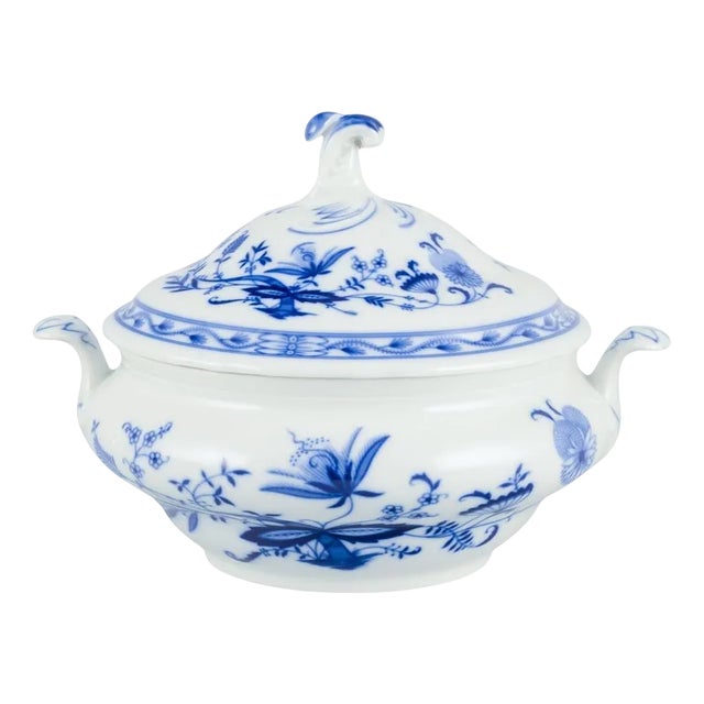 Lidded Porcelain Tureen with Blue Onion Decor, Germany, 1930s-1940s For Sale