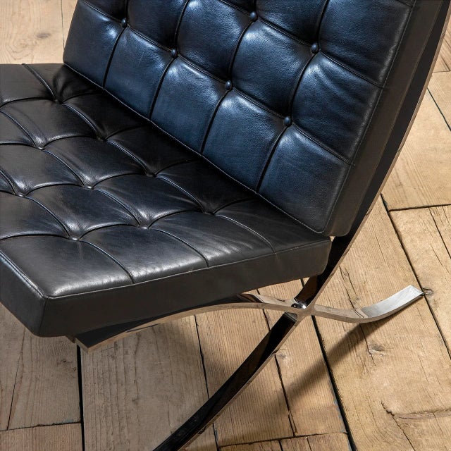 Mid-Century Modern Mod. Mr90 Barcelona Lounge Chairs by Ludwig Mies Van Der Rohe for Knoll Inc. / Knoll International, 1960, Set of 2 For Sale - Image 3 of 7