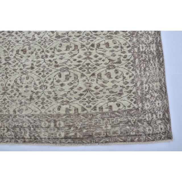 1960s Handmade Abstract Design Wool Turkish Area Rug For Sale - Image 10 of 11