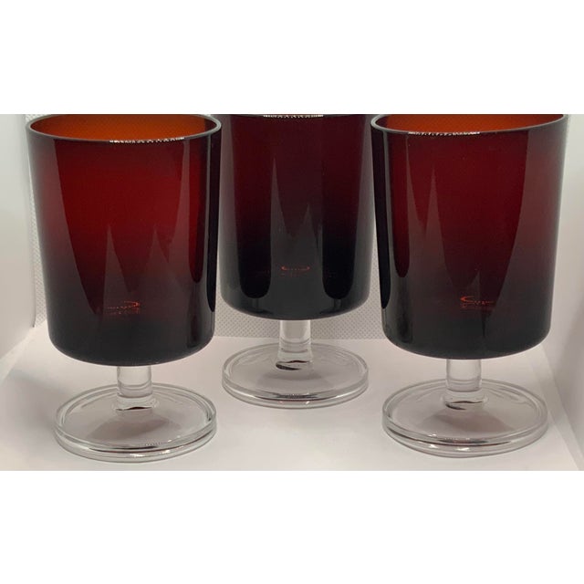 Arcoroc France Red Pedestal Stem Glasses For Sale In New York - Image 6 of 9