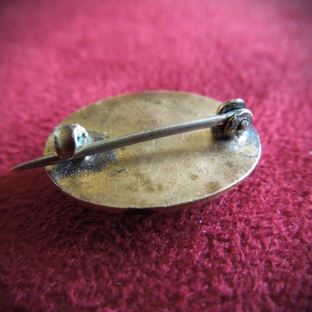 Gold Antique Gold Art Nouveau Oval Lady Lapel Pin With Bow For Sale - Image 8 of 11