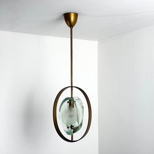 Model 1933 Pendant in Brass and Glass by Max Ingrand for Fontana Arte, Italy, 1961 For Sale - Image 6 of 18