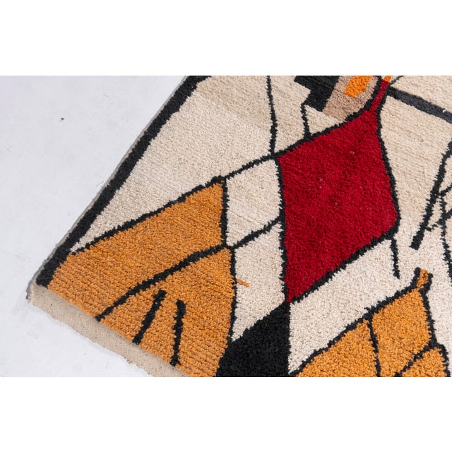 Moroccan White Modern Hand Knotted Rug 5' X 8'6 For Sale - Image 9 of 9