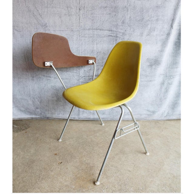 Eames school chair Clearance