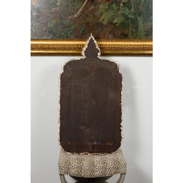 American American 1930s Shell Mirror with Pyramidal Crest and Pastel Tones For Sale - Image 3 of 11